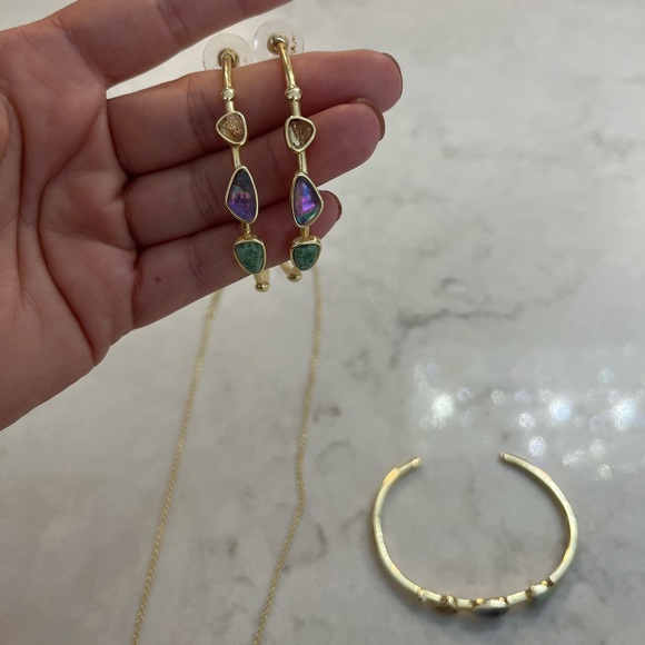 Kendra Scott Jewelry - Kendra Scott Ivy Gold Sea Green Mix Set: earrings, necklace, and bracelet